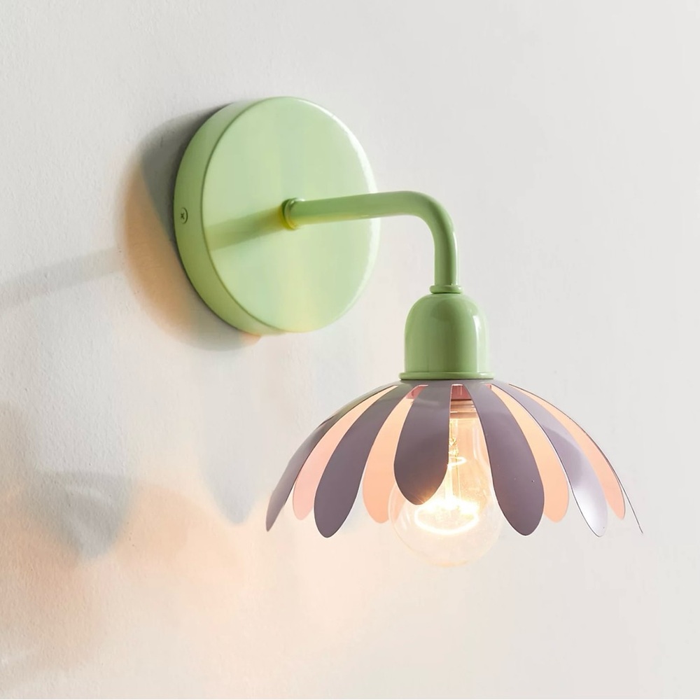 Urban Outfitters Flower Wall Lamp Sconce Purple Daisy Petals Light